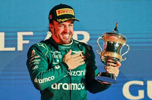 Platz drei im ersten Saisonrennen: Fernando Alonso fühlt sich wie ein Sieger Foto: AFP/ANDREJ ISAKOVIC