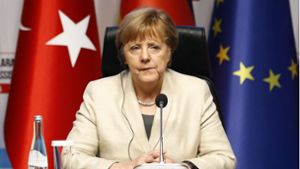 Bundeskanzlerin Merkel will in Ankara das angespannte Verhältnis lockern. Nach ihrem Besuch will die Kanzlerin weiter zum EU-Gipfel in Malta fliegen. Foto: EPA