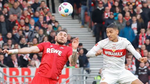 Der Treffer von Enzo Millot (re.) reicht dem VfB Stuttgart nicht zum Sieg gegen den 1. FC Köln. Foto: Baumann/Volker Müller