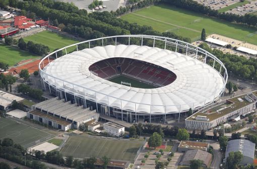 Die Mercedes-Benz-Arena soll für die EM 2024 fit gemacht werden. Die Stadt nimmt dafür ordentlich Geld in die Hand. Foto: Werner Kuhnle