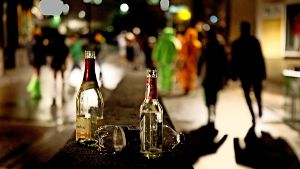 Ein Anlass zum Trinken: Fasnetsumzüge wie in Gärtringen am 5. Februar ziehen Jugendliche  stark an. Foto: Horst Rudel
