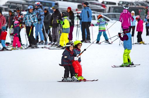 Der Winter 2019 gilt angesichts des Wärmeeinbruchs als Auslaufmodell. Mit etwas Glück können die Skiläufer ihrem Vergnügen  am Wochenende  noch einmal frönen. Foto: Michael Steinert