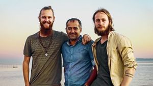 Robin Bellmann (links) und Tim Schneider auf der iranischen Insel Hormuz. Foto: privat