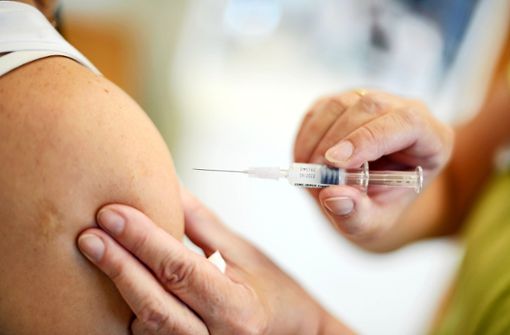 Seit dem 1. Oktober haben die Hausärzte das Impfen der Bevölkerung übernommen. Foto: Lichtgut/Max Kovalenko