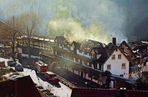 Der Brand hat am Sonntag die drei A-la-carte-Restaurants der Traube Tonbach zerstört, darunter die berühmte Schwarzwaldstube. Foto: Andreas Rosar
