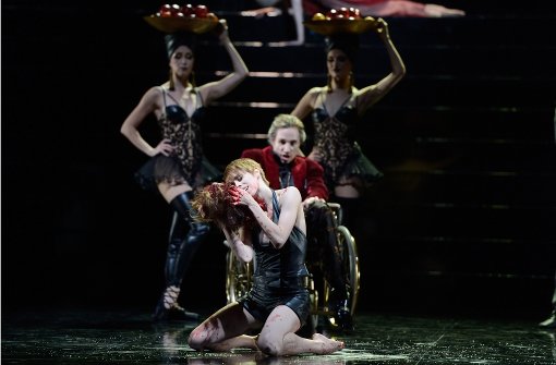 Ganz schön blutrünstig: Die Salome-Vorstellung im Stuttgarter Opernhaus von Haus-Choreograf Demis Volpi. Foto: Stuttgarter Ballet