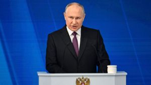 Russlands Präsident Wladimir Putin droht mit dem Einsatz von Atomwaffen, sollte Frankreich Bodetruppen in die Ukraine schicken. Foto: AFP/ALEXANDER NEMENOV