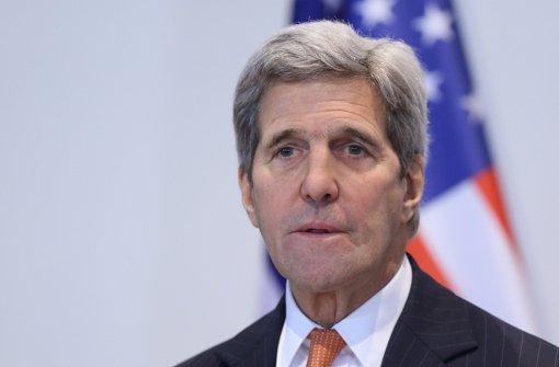 US-Außenminister John Kerry berichtet, dass er mit  dem russischen Außenminister Sergej Lawrow Gespräche zu einer Waffenruhe in Syrien geführt hat. Foto: AP