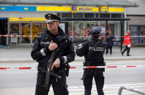 Ein Mann wurde bei der Messerattacke in einem Hamburger Supermarkt getötet, vier weitere verletzt. Foto: dpa