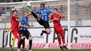 Die Stuttgarter Kickers holten auch im Heimspiel gegen den TSV Ilshofen nur einen Punkt. Foto: Pressefoto Baumann/Julia Rahn