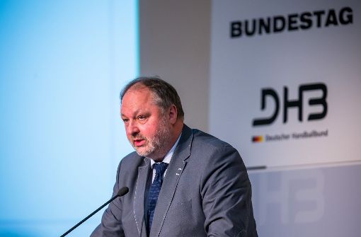 Der DHB-Präsident Andreas Michelmann und die Fans dürfen sich freuen: Die Deutsche Kreditbank AG (DKB) zeigt die Spiele der deutschen Handball-Nationalmannschaft online. Foto: Bongarts