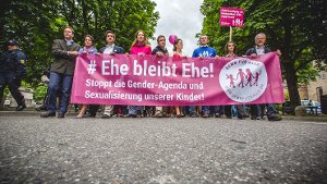 Am Sonntag wurde in Stuttgart gegen die grün-rote Politik in Fragen der sexuellen Vielfalt demonstriert. Foto: www.7aktuell.de | Robert Dyhringer