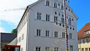 Bereits im vergangenen Jahr  blieben fünf Bürgerbüros in Stuttgart sechs Wochen am Stück geschlossen – darunter auch jenes  in Degerloch. Foto: Julia Bosch