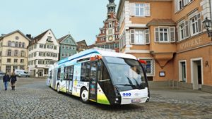 Die modernen Elektro-Hybrid-Busse könnten den Verkehrsbetrieb retten. Foto: Horst Rudel