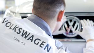 Volkswagen hat die Produktion im russischen Werk Kaluga gestoppt. Foto: dpa/Friso Gentsch