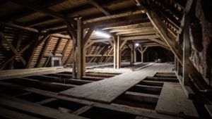 Das Holz im Dachstuhl  der Schorndorfer Stadtkirche muss teils erneuert werden. Foto: Gottfried Stoppel
