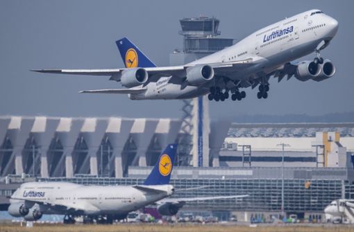 Lufthansa verwehrte einer Gruppe orthodoxer Juden den Weiterflug. Foto: dpa/Boris Roessler
