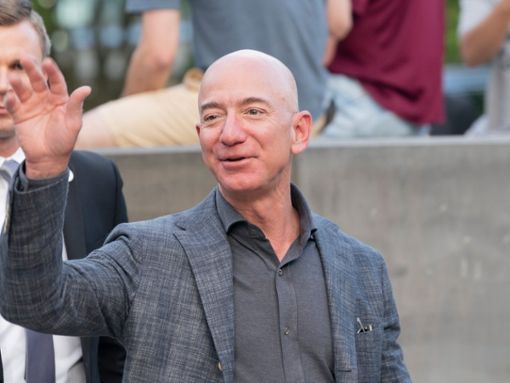 Jeff Bezos zählt zu den reichsten Menschen der Welt. Foto: lev radin/Shutterstock.com