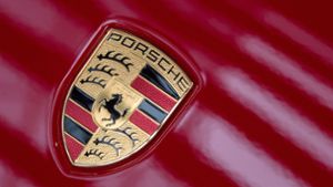VW und Porsche investieren in eine eigene Batterie-Produktion in Tübingen. Foto: dpa/Sebastian Gollnow
