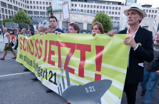 Das Aktionsbündnis gegen Stuttgart 21 bröckelt auseinander. Foto: dpa