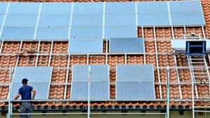 Häuslebauer sollen zum Einbau von Solaranlagen verpflichtet werden. Foto: dpa/Rolf Haid