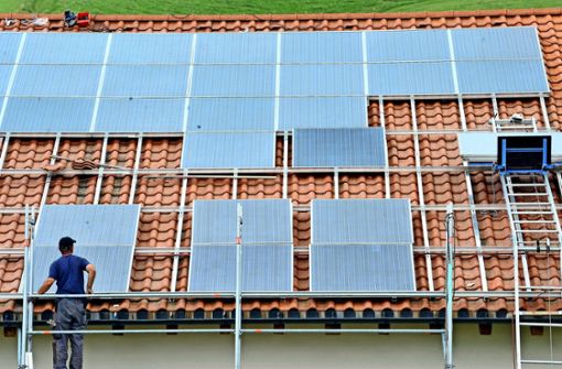Häuslebauer sollen zum Einbau von Solaranlagen verpflichtet werden. Foto: dpa/Rolf Haid