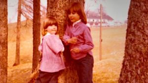 Kindheit in Freiberg: Sandra und Nicole Fritz Foto: privat