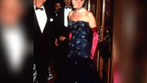Dieses Kleid von Prinzessin Diana wird nun versteigert. Foto: imago/Avalon.red