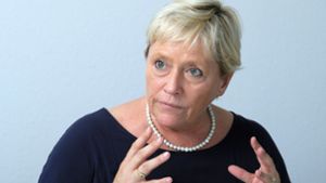 Die baden-württembergische Kultusministerin Susanne Eisenmann kritisiert beim Thema Digitalisierung der Schulen vor allem den Bund. Foto: dpa