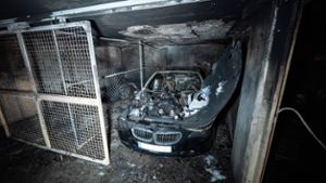 Der BMW war komplett ausgebrannt. Foto: 7aktuell.de/Alexander Hald