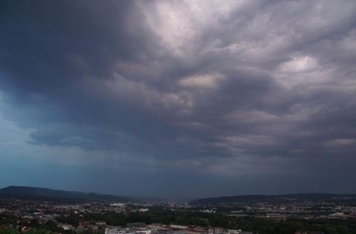 Auch in Stuttgart könnte es heftig regnen. Foto: Fotoagentur-Stuttg