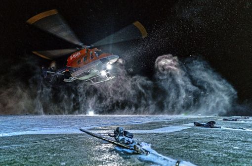 Unterwegs im ewigen Eis, um den Klimawandel zu erforschen: Seit zehn Jahren stellt Heli Service International Hubschrauber für die Polarstern-Expeditionen. Foto: Lukas Piotrowski