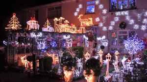 Zu Weihnachten steigt der Stromverbrauch vieler Haushalte deutlich an – unter anderem durch festliche Beleuchtungen. Am ersten Feiertag sprechen Energieversorger sogar von der so genannten  Gänsebratenspitze. Foto: PA Wire