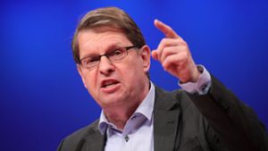 Schleswig-Holsteins SPD-Fraktionschef Ralf Stegner könnte sich vorstellen mit der Linken zusammenzuschließen. Foto: dpa/Michael Kappeler