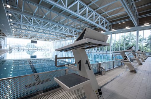 Das neue Sportbad der Landeshauptstadt in Bad Cannstatt erwartet die ersten Schwimmer. Foto: Lichtgut/Leif Piechowski