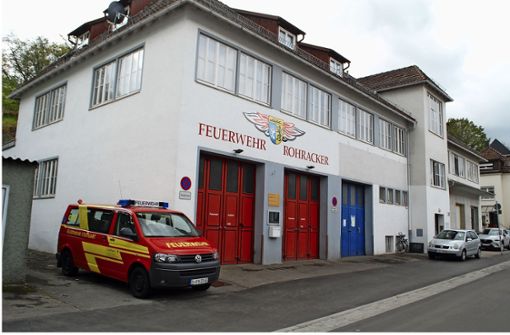 Das städtische Gebäude in der Tiefenbachstraße wurde in den 80er-Jahren zur Feuerwehrhalle umgebaut. Foto: Mathias Kuhn