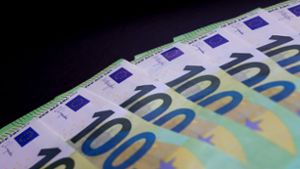 Der größte Teil des Geldvermögens steckt nach Angaben der Deutschen Bundesbank in Bargeld (Symbolbild). Foto: Karl-Josef Hildenbrand/dpa