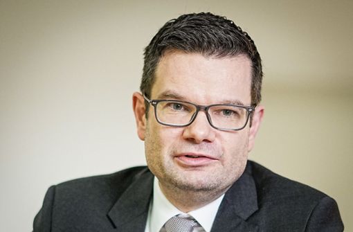 Verzögert er in Sachen Mieten, um ein Druckmittel bei der Datenspeicherung zu haben?: Bundesjustizminister Marco Buschmann (FDP) Foto: dpa/Michael Kappeler