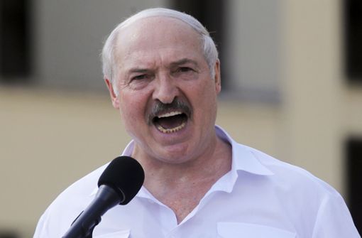 Nach der Wahl, die die EU nicht anerkennt, ist der belarussische Präsident Alexander Lukaschenko massiv unter Druck geraten. (Archivbild) Foto: dpa/Dmitri Lovetsky