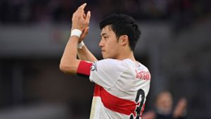 Das war’s beim VfB Stuttgart. Wataru Endo verabschiedet sich zum FC Liverpool. Foto: IMAGO/Sven Simon/IMAGO/Frank Hoermann / SVEN SIMON