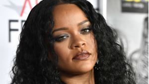 Popsängerin Rihanna erschien zur  Premiere von „Queen and Slim“ ins TCL Chinese Theatre in Hollywood. Mit der Regisseurin des Films hat sie schon einige Musikvideos gedreht. Foto: AFP/Frazer Harrison