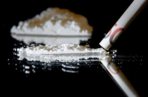 Mehr als vier Kilogramm Kokain soll der Angeklagte nach Stuttgart geliefert haben. Foto: dpa/David Ebener