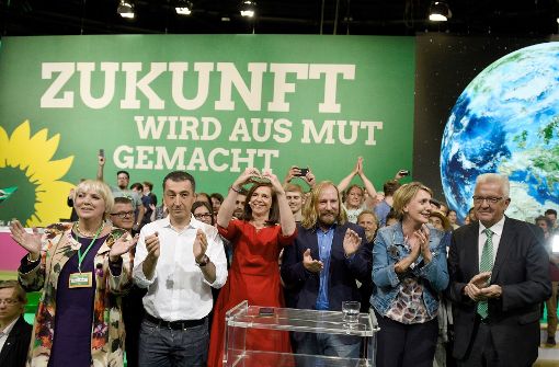 Die Parteispitze der Grünen strahlt beim Bundesparteitag in Berlin Zuversicht aus. Foto: dpa