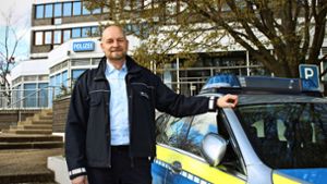 Ulf Dieter ist Polizist mit Leib und Seele. Neuerdings leitet er das Polizeirevier in der Balinger Straße in Möhringen. Foto: Caroline Holowiecki