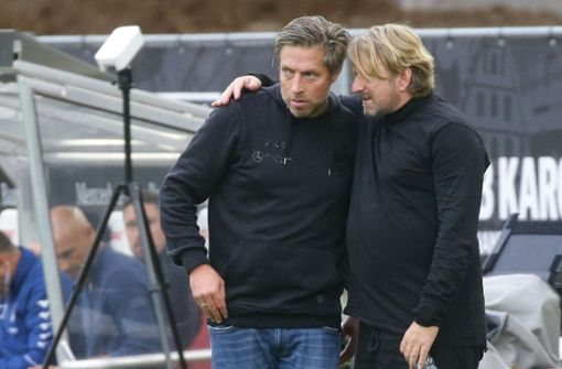 Sportdirektor Sven Mislintat setzt vorerst weiter auf Michael Wimmer. Foto: Pressefoto Baumann/Hansjürgen Britsch