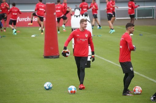 Gute Laune bei den Spielern des VfB Stuttgart in Cannstatt. Foto: Pressefoto Baumann/Alexander Keppler
