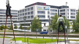 Die   Kfz-Zulassungsstelle zieht 2025 in dieses Gebäude am Löwentorbogen um. Foto: LICHTGUT