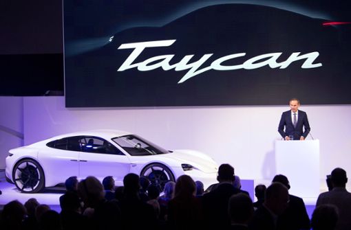 Der Taycan, der erste Elektro-Sportwagen von Porsche, soll Mitte 2019 auf den Markt kommen. Foto: dpa