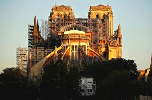 Die Kirche soll wieder so aussehen wie vor dem verheerenden Brand im April 2019. Foto: AFP/Thomas Coex