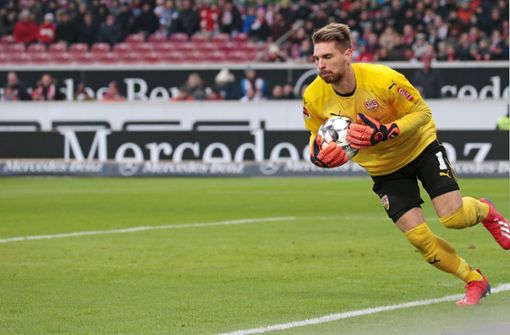 Ron Robert Zieler will und muss dem VfB Stuttgart in den nächsten 16 Spielen ein guter Rückhalt sein. Foto: Baumann